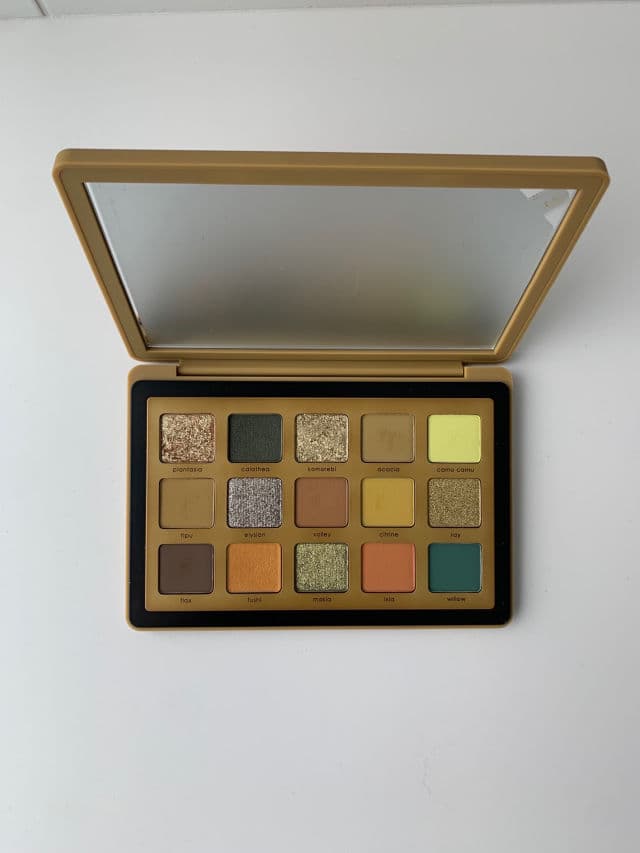 Natasha Denona Yucca Eyeshadow Palette review photo by GlowWithCharli