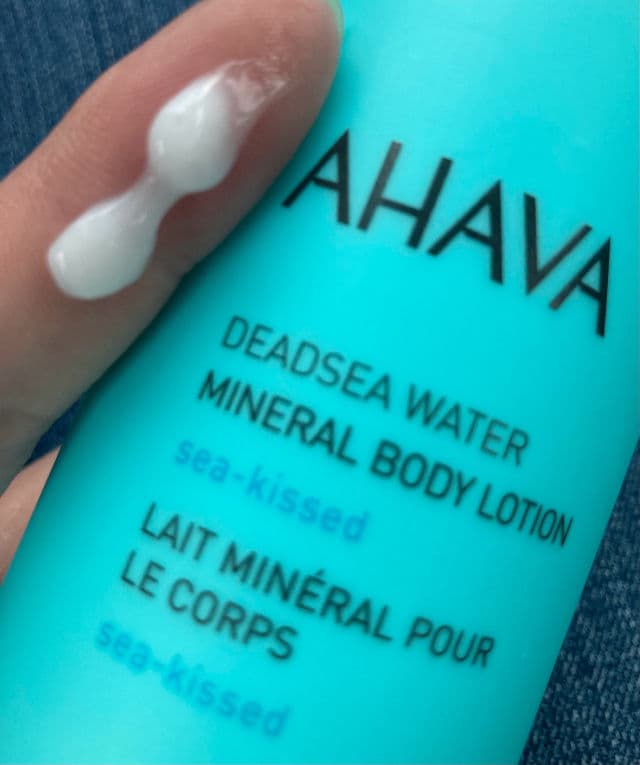 Ahava Mineral Body Lotion - Sea-Kissed review photo by WhiskeyWisdom