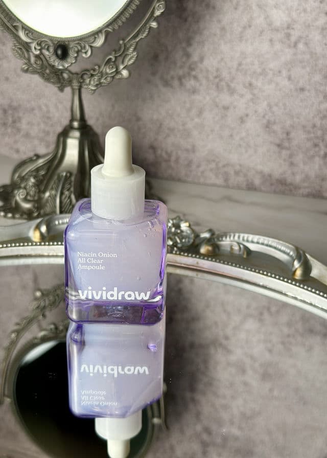 vividraw Niacin Onion All Clear Ampoule review photo by BlandButHonestReviews