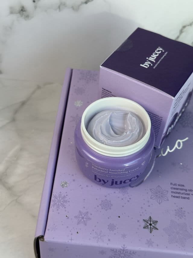 By Juccy Vinoberry Enriched Bakuchiol Nourishing Cream review photo by BlandReviews