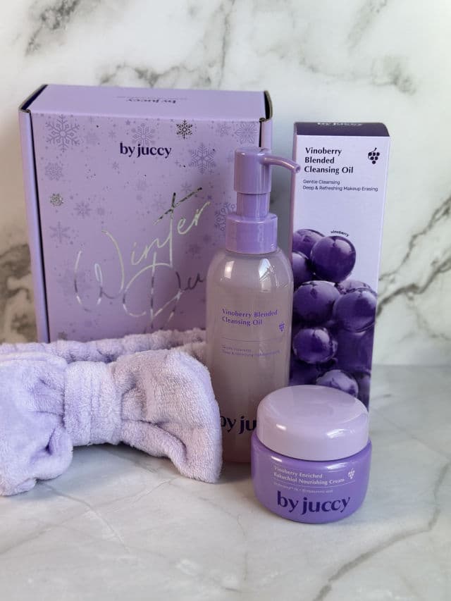 By Juccy Vinoberry Blended Cleansing Oil review photo by BlandReviews