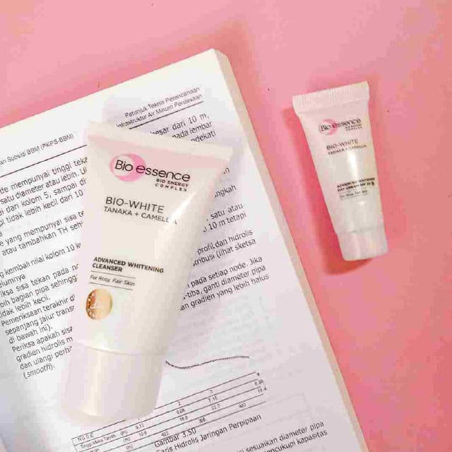 Bioessence Tanaka Bio-White Advanced Whitening Cleanser review photo by Dukaaparama