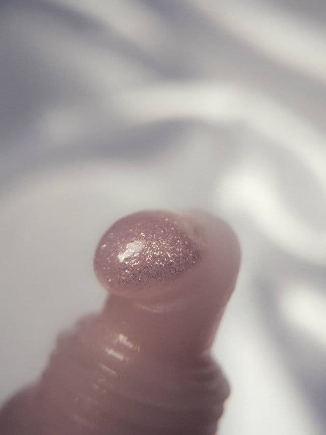 Lancome Juicy Tubes - Soft & Shiny Flavored Lip Gloss Color review photo by AudreyNelson