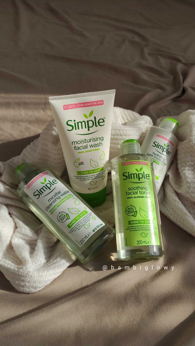 Simple Kind to Skin Micellar Cleansing Water review photo by bambiglowy