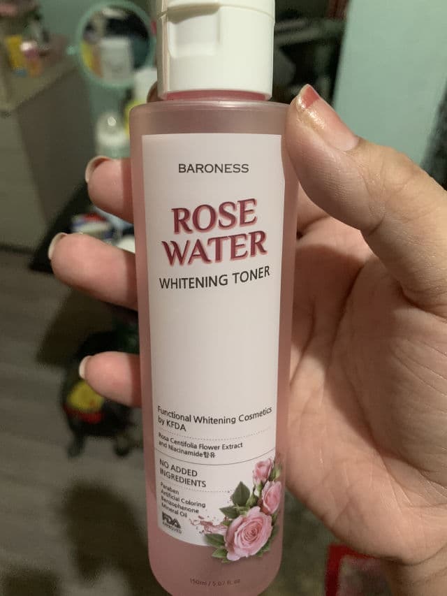Baroness Rose Water Whitening Toner review photo by Cheskasshi