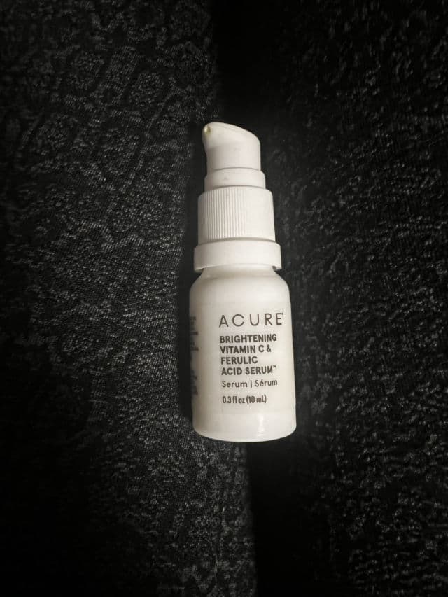 Acure Brightening Vitamin C & Ferulic Acid Oil Free Serum review photo by chloeskyxo