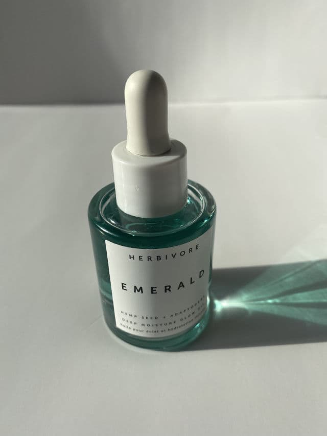 Herbivore Botanicals Emerald Deep Moisture Glow Oil review photo by skinmare