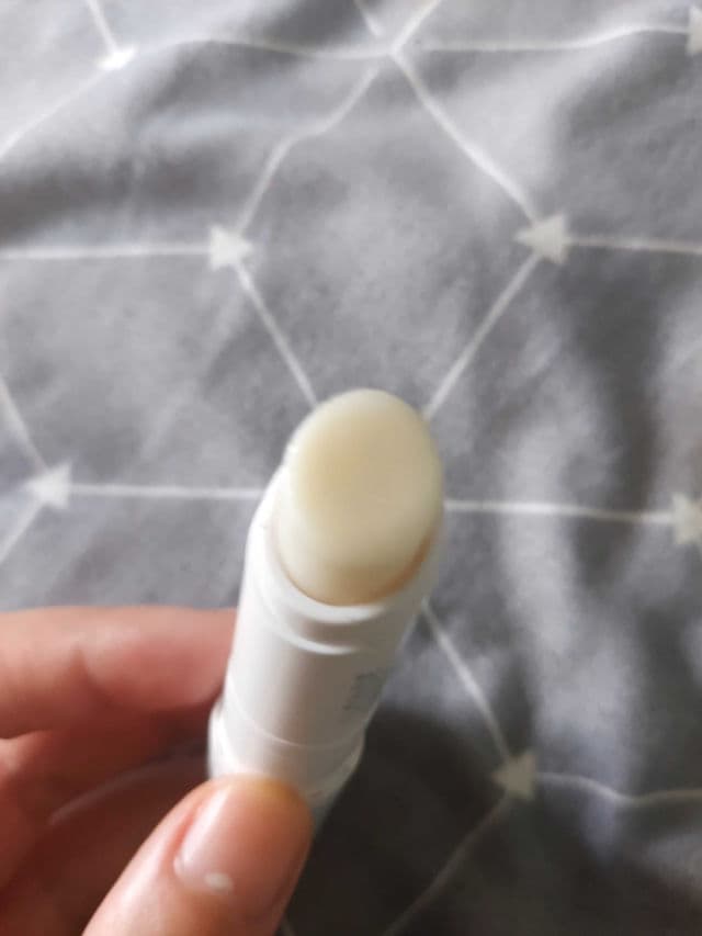 Avene Cold Cream Nourishing Lip Balm review photo by petrovtania