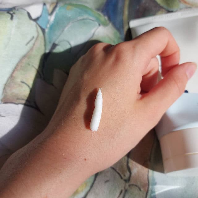 Round Lab 1025 Dokdo Cleanser review photo by lavenderduck