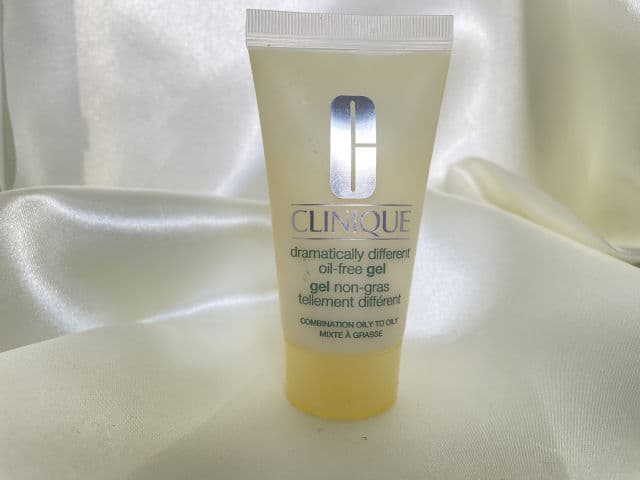 Clinique Dramatically Different Moisturizing Gel review photo by cositasdeaudrey