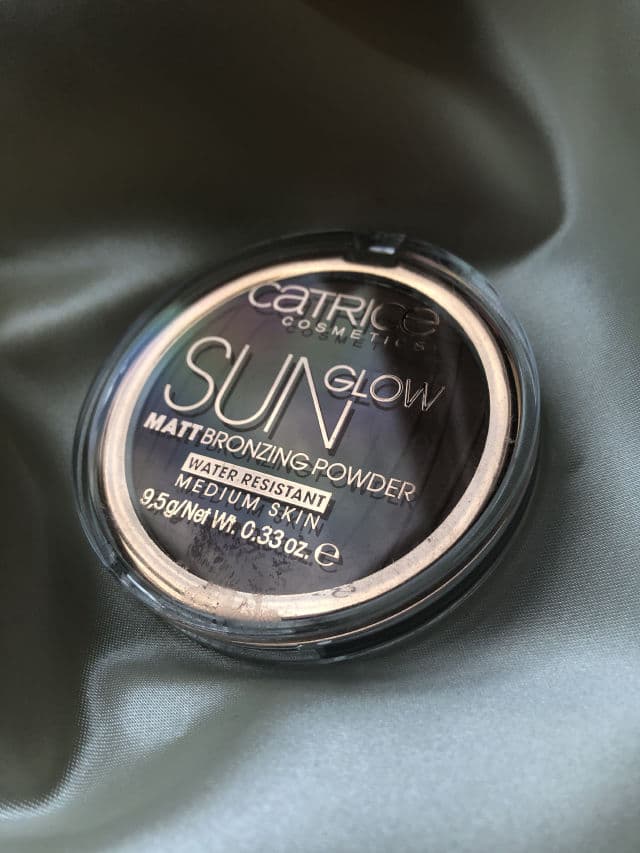 Catrice 035 Universal Bronze review photo by cositasdeaudrey 