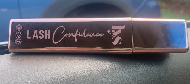 LYS Beauty Lash Confidence Mascara review photo by Nickelo1980