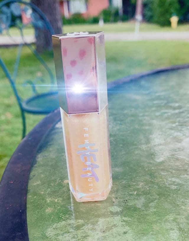 Fenty Beauty Gloss Bomb Heat Universal Lip Luminizer + Plumper - Fenty Glow review photo by Nickelo1980