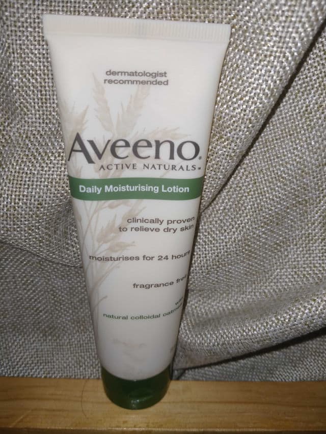 Aveeno Daily Moisturizing Lotion, Fragrance-Free review photo by haizie