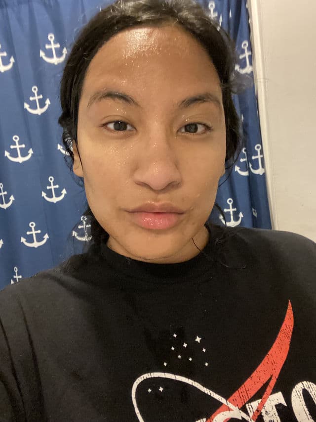 St. Ives Blackhead Clearing Green Tea Scrub review photo by comounaflor111