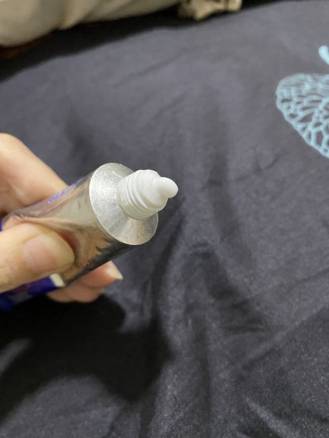 Lion Pair Acne Cream W review photo by Poopxna