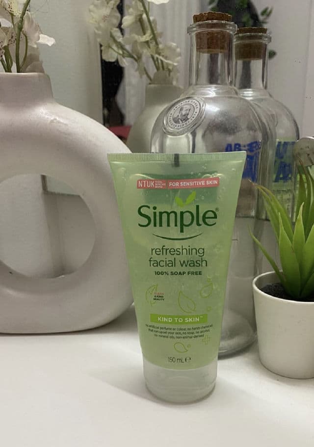 Simple Kind To Skin Refreshing Facial Gel Wash review photo by kavyaaaj