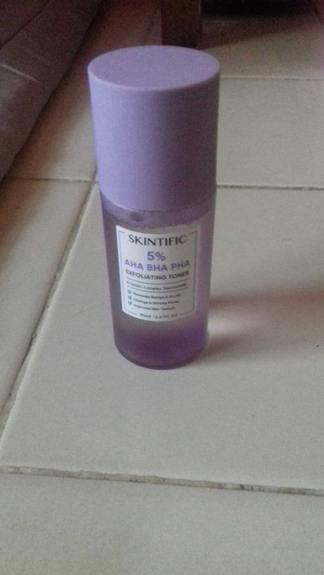 Skintific 5% AHA BHA PHA Exfoliating Toner review photo by Oktaviyanti