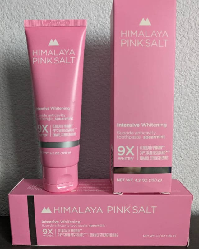 HIMALAYA PINK SALT Intensive Whitening Toothpaste review photo by skinlovenotes
