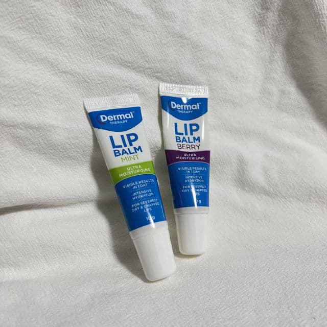 Dermal Therapy Lip Balm Mint review photo by Skincarewithtofu