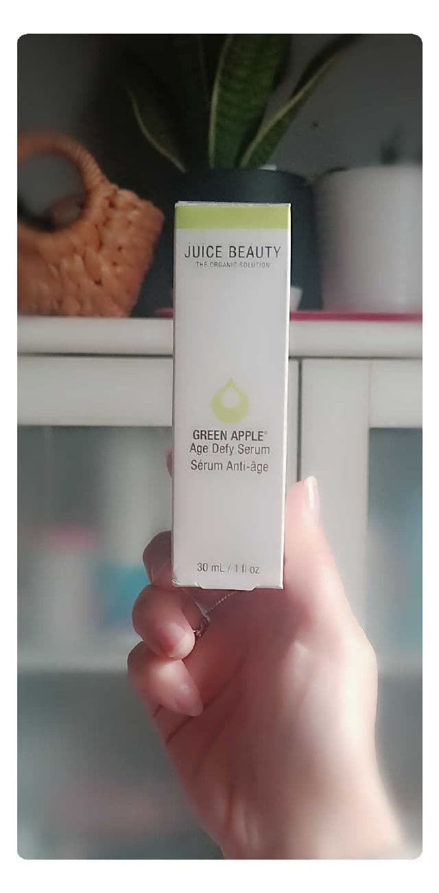 Juice Beauty Green Apple Brightening Emulsion review photo by Tigerlilygirl77