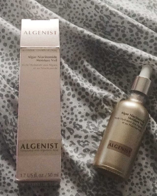 Algenist Algae Niacinamide Moisture Veil review photo by Tigerlilygirl77