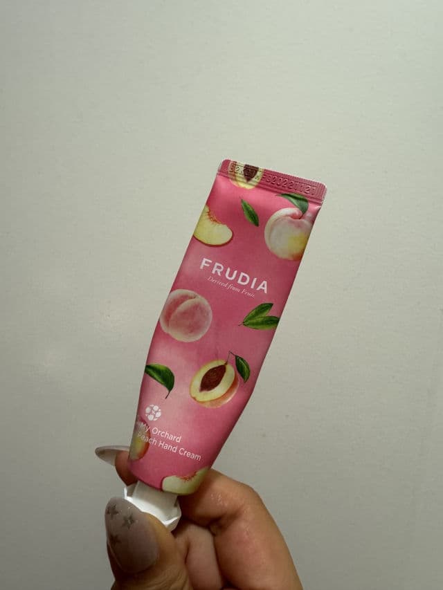 Frudia My Orchard Peach Hand Cream review photo by styleohmy