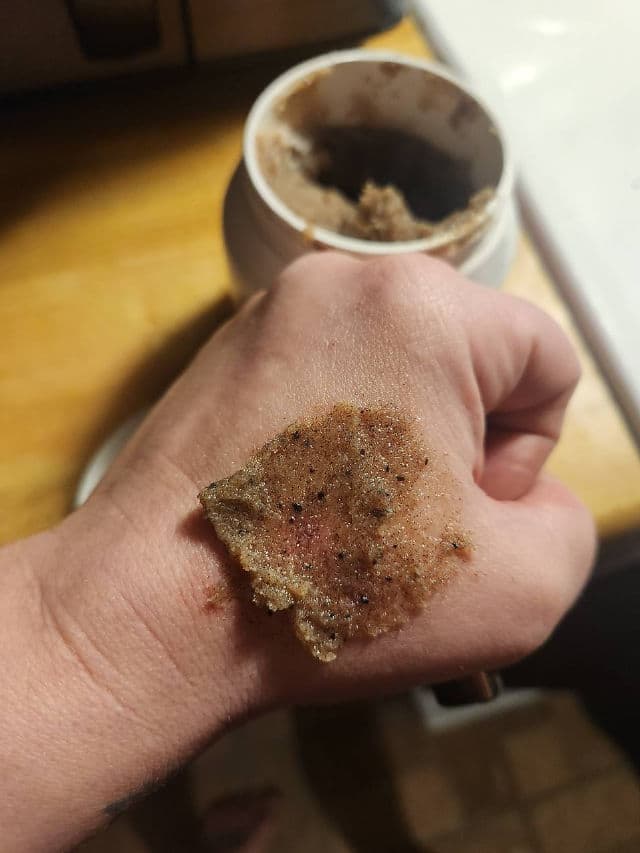 Kopari Exfoliating Crush Scrub with Brown Sugar and Fine Coconut Shells review photo by BrandiFnBabyy