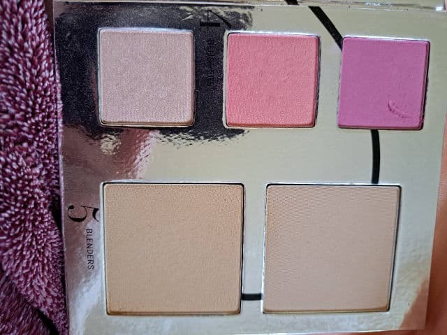 Woosh Beauty The Fold Out Face Palette review photo by selfcaresoo