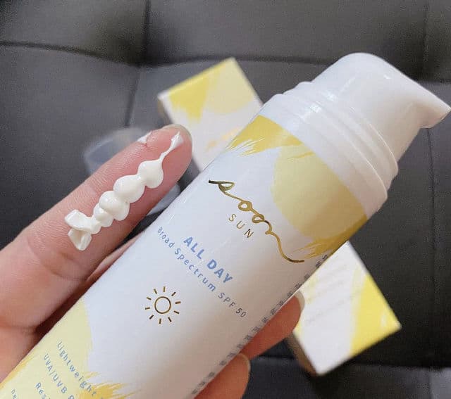 Soon Skincare All Day Broad Spectrum SPF 50 review photo by nicococoocoo