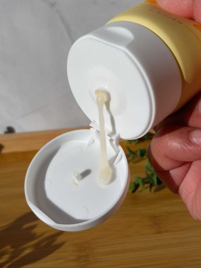 Farmacy Honeymoon Glow Body  review photo by lamamaishere