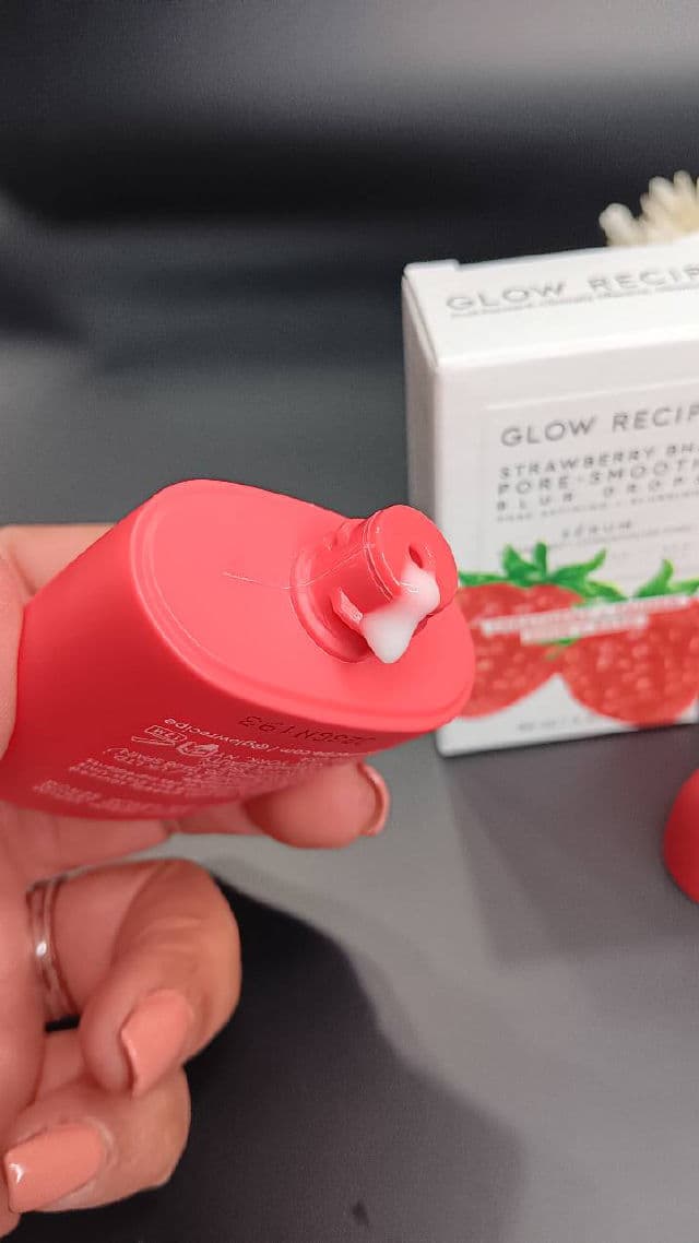 Glow Recipe Strawberry BHA Pore-Smooth Blur Drops review photo by lamamaishere