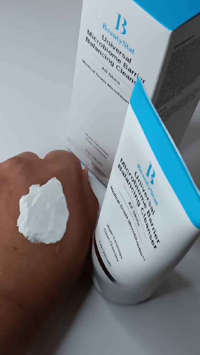BeautyStat Universal Microbiome Barrier Balancing Cleanser review photo by lamamaishere