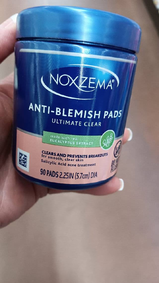 Noxzema Ultimate Clear Anti-Blemish Face Pads Anti Blemish review photo by lamamaishere