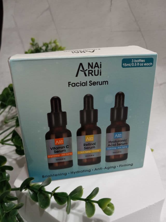 ANAIRUI Skin Care Vitamin C Serum	 review photo by lamamaishere