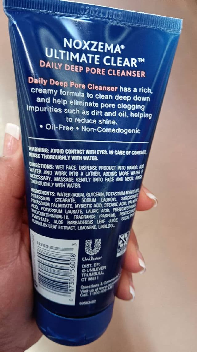 Noxzema Ultimate Clear Cleanser Daily Deep Pore review photo by lamamaishere