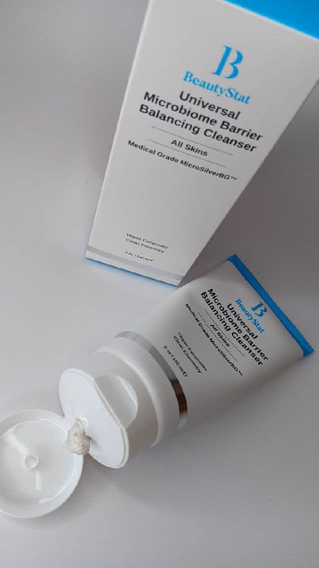 BeautyStat Universal Microbiome Barrier Balancing Cleanser review photo by lamamaishere