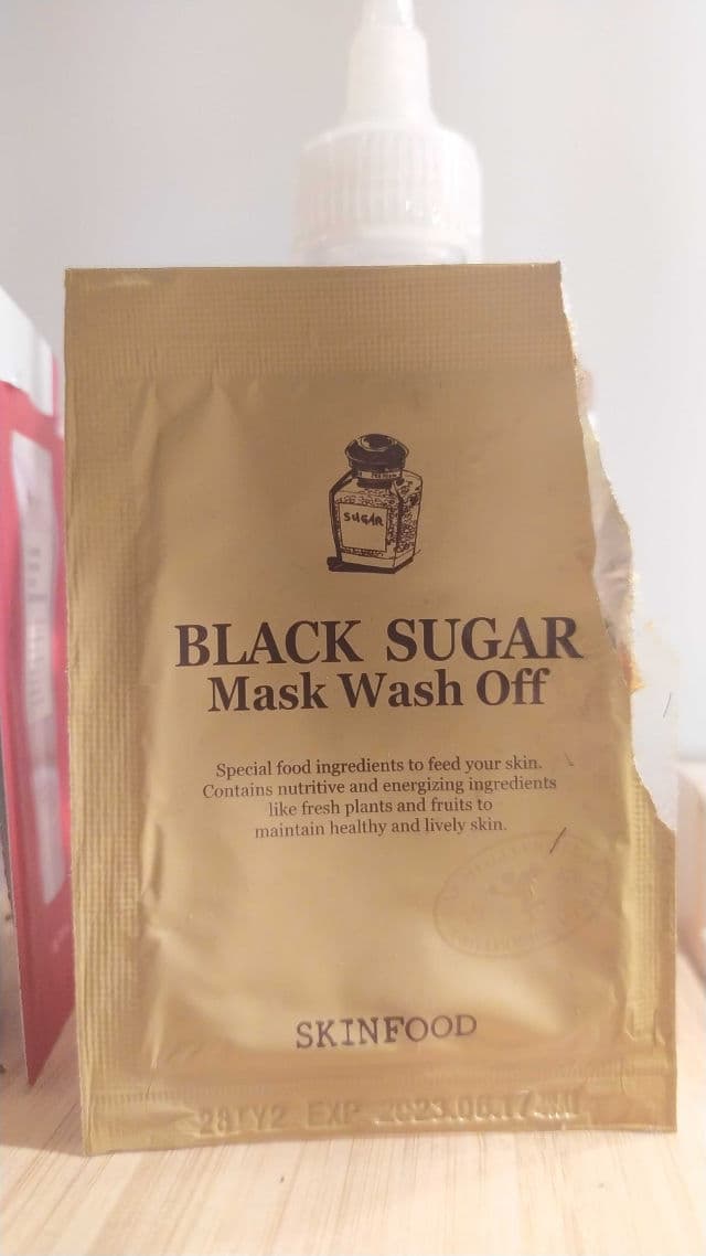 SKINFOOD Black Sugar review photo by YuliyaHagberg