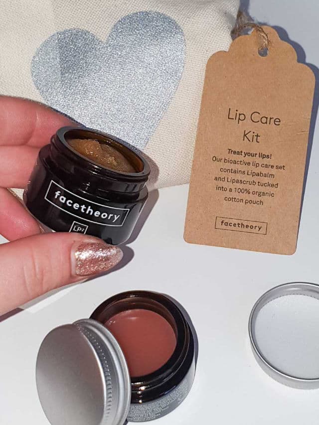 facetheory Lipabalm Bioactive Lip Balm BM1 review photo by TianaLouiseJensen