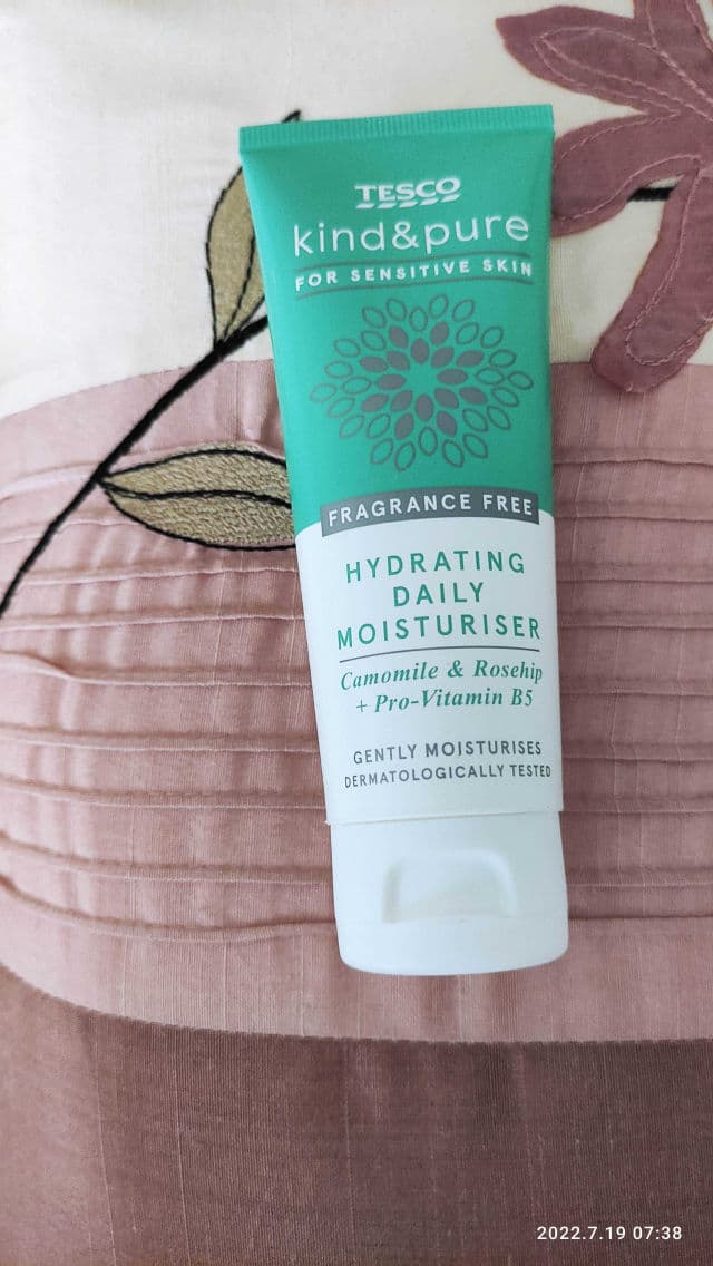 Tesco Kind And Pure Hydrating Daily Moisturiser review photo by Yorkshirerose66