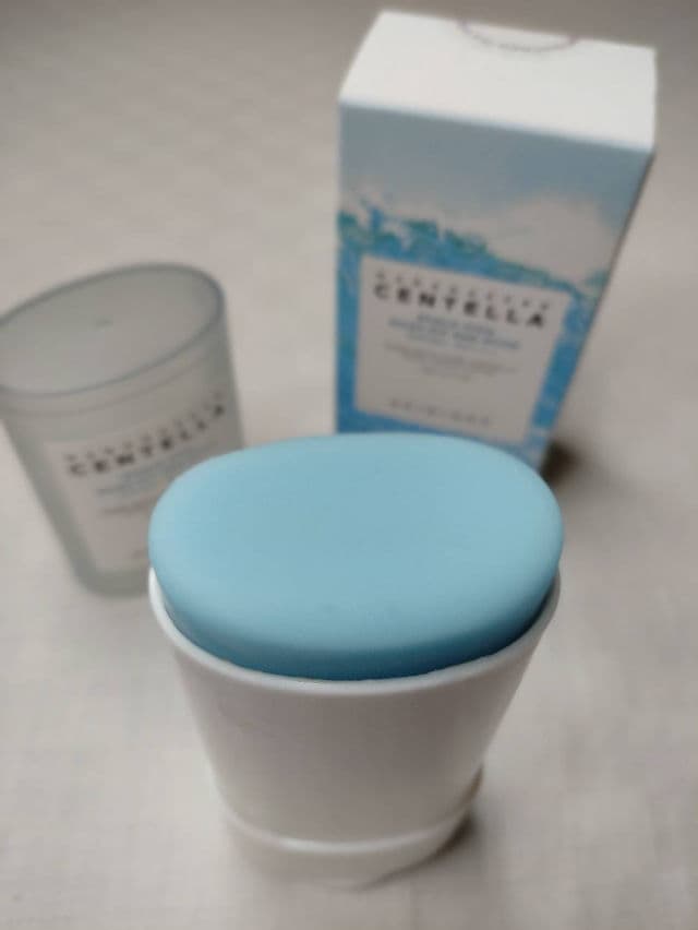 SKIN1004 Madagascar Centella Hyalu-Cica Silky-fit Sun Stick SPF50+ PA++++ review photo by Shellprocter