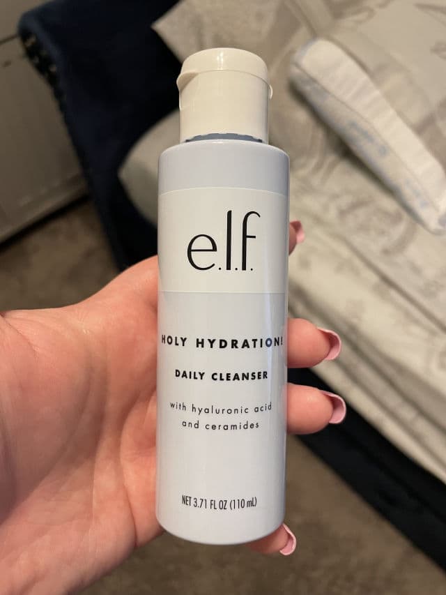 ELF Holy Hydration! Daily Cleanser review photo by GRWMelOfficial