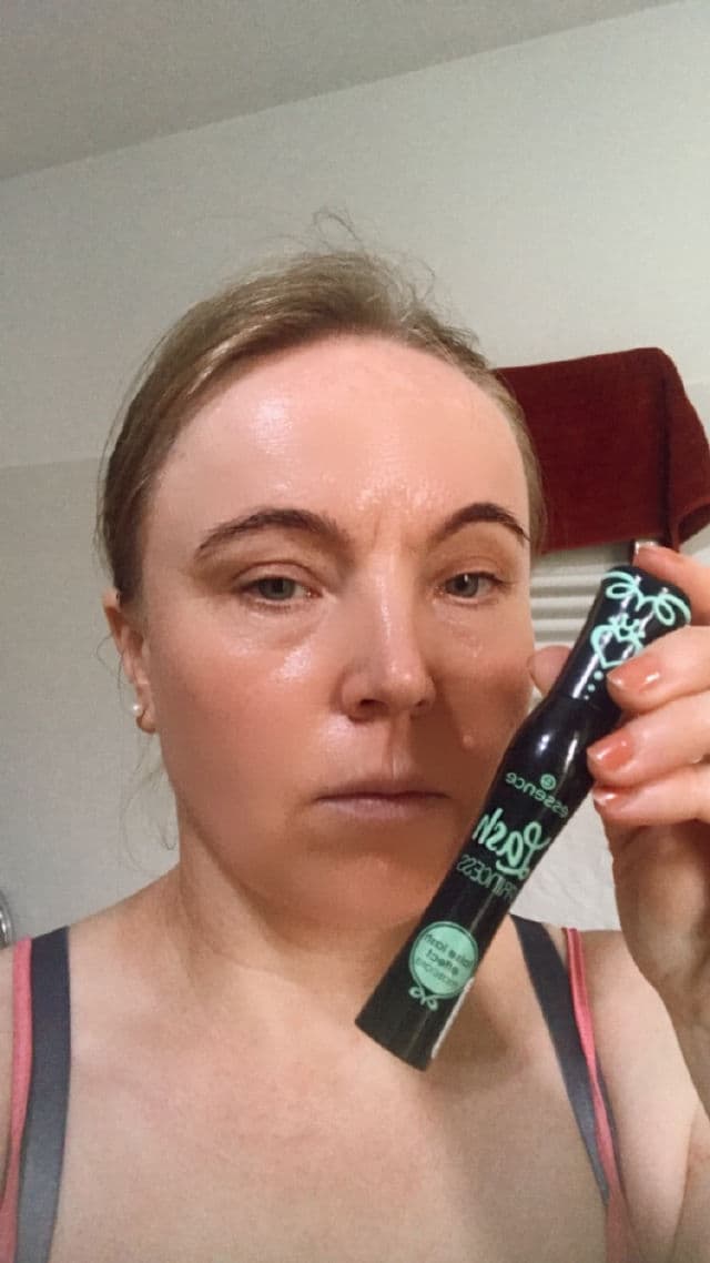 Essence Lash Princess Liner - Black review photo by Maddy3007