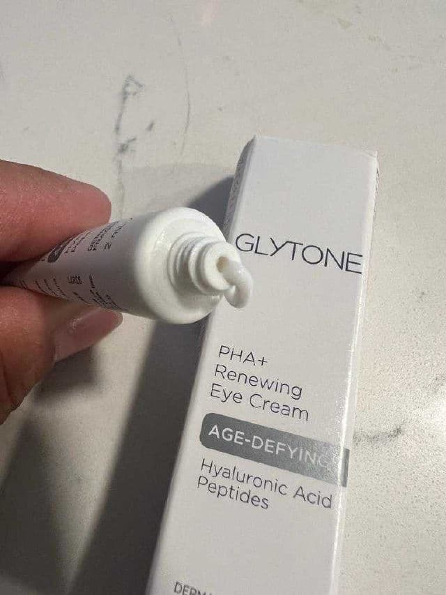 Glytone Age-Defying Antioxidant Eye Cream review photo by lupitaaguirrep