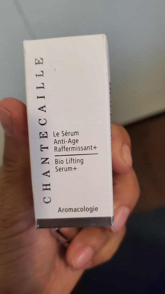 Chantecaille Bio Lifting Serum+ review photo by lupitaaguirrep