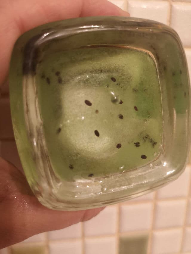 L'Oreal Paris Pure-Sugar Purify & Unclog Face Scrub review photo by Wassabimommy