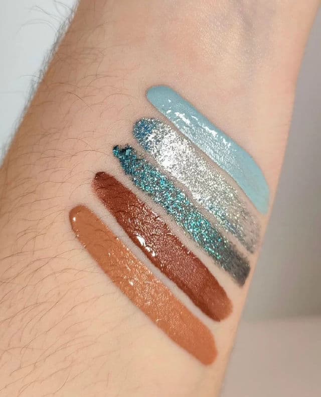 Oulac Cosmetics L05 Digital Lavender review photo by maikeup