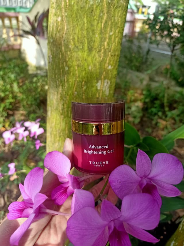 TRUEVE Advanced Brightening Gel review photo by Umisholati