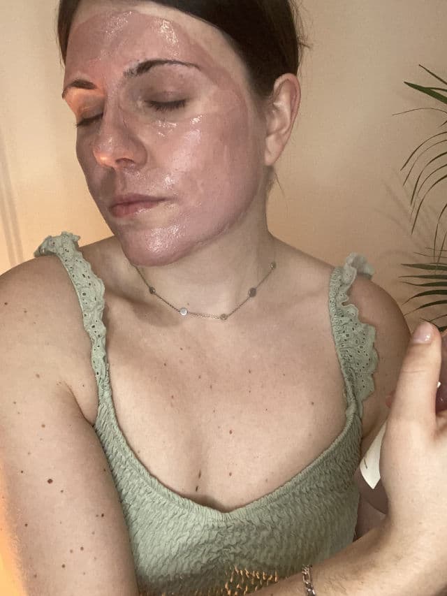 Ondo Beauty 36.5 Pink Clay & Rose Pore Cleansing Mask review photo by worldbeautyandglo