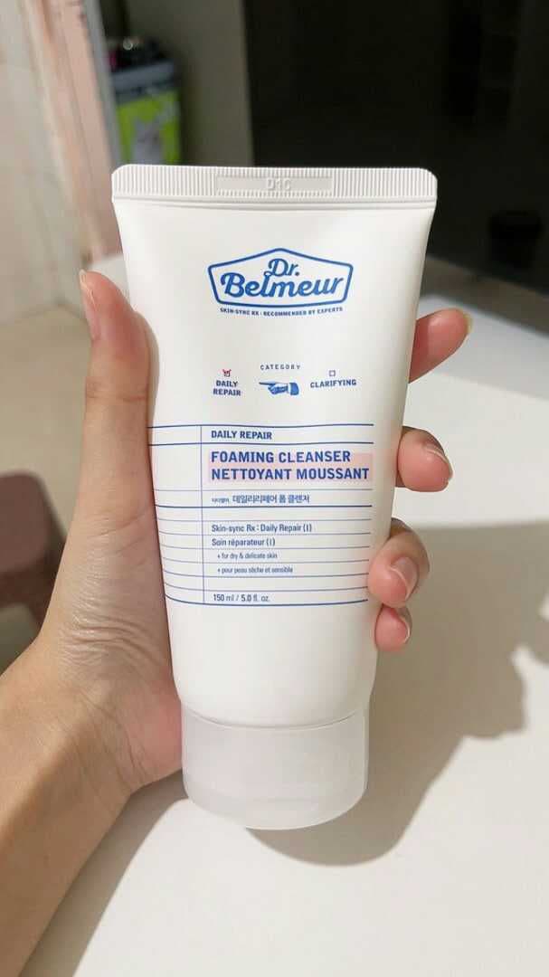 THE FACE SHOP Dr. Belmeur Daily Repair Foam Cleanser review photo by SamiraHasanah